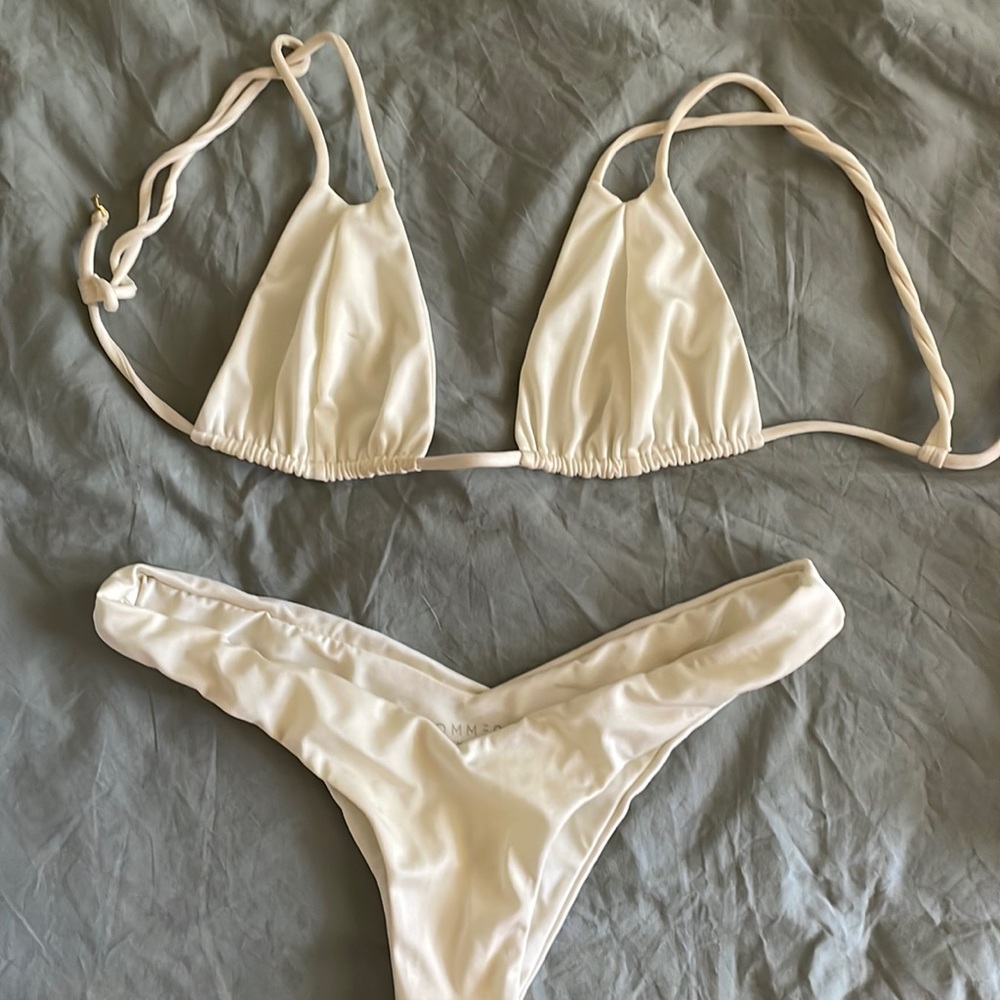 White Sommer Swim bralette style bikini